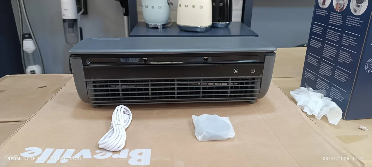 مینی اسپیلت شارژی مه پاش ریموت دار مدل E868